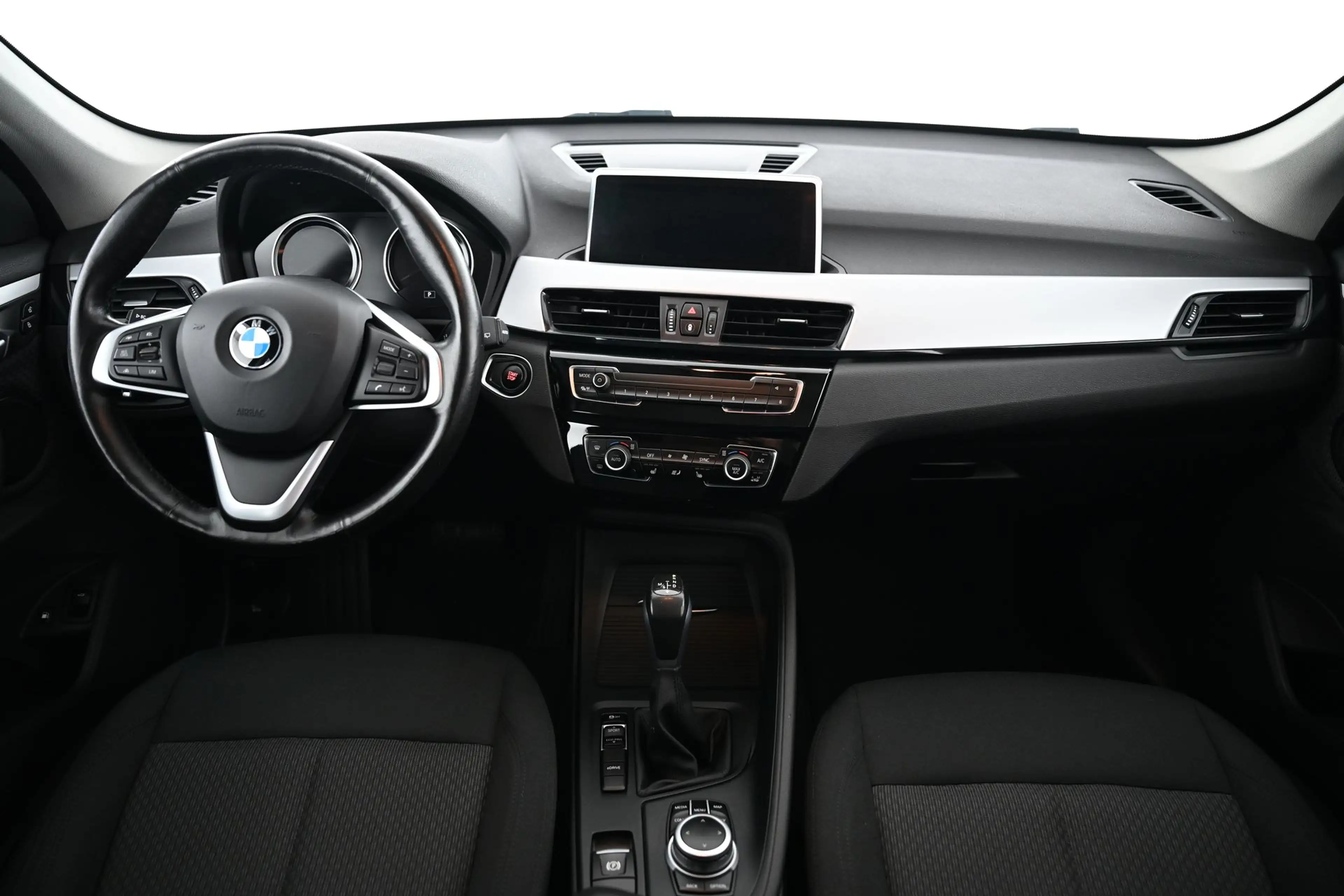 BMW X1 1.5 xDrive 25e Aut. Pickerl NEU — photo 17