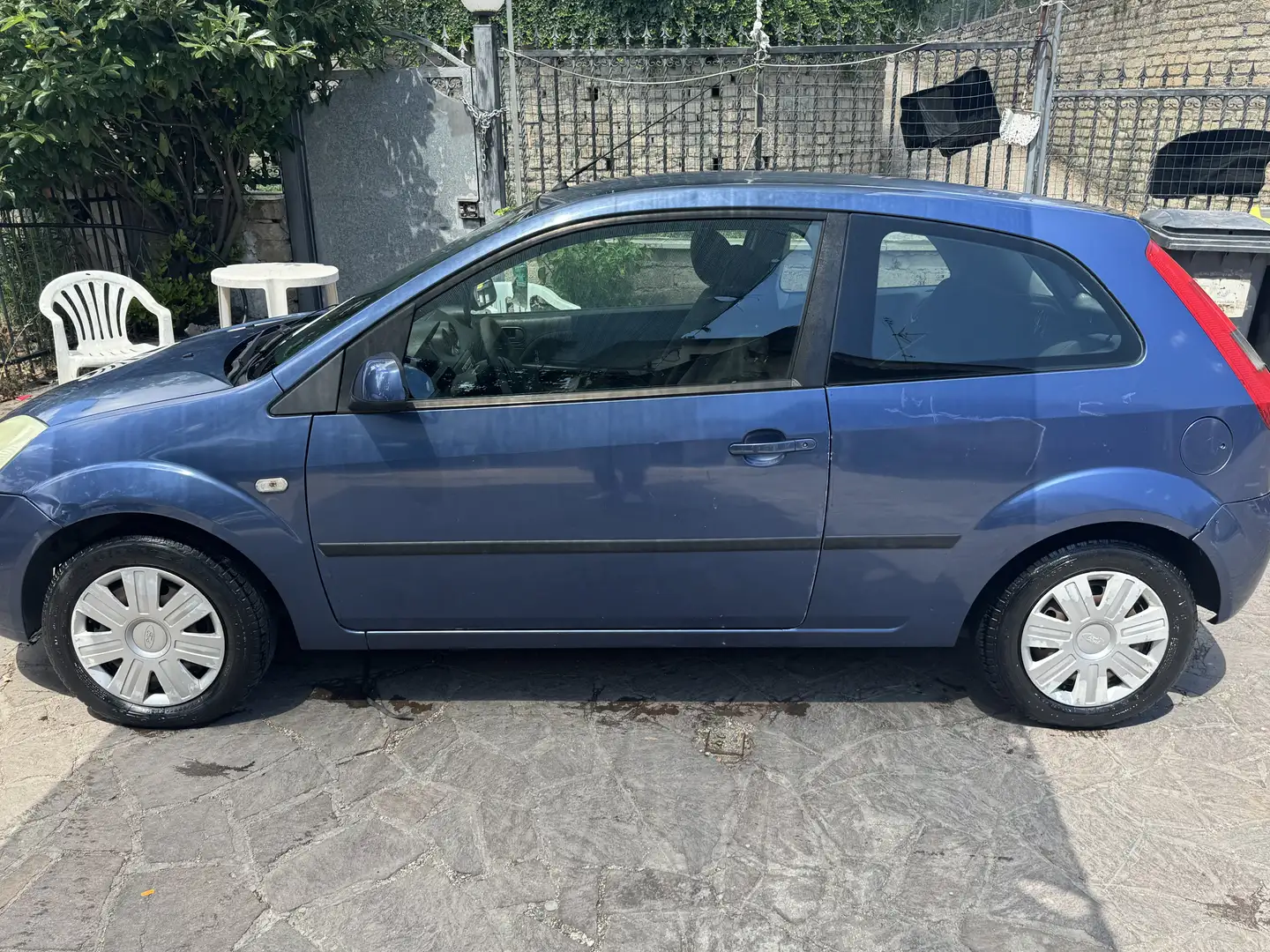 Ford Fiesta - 2