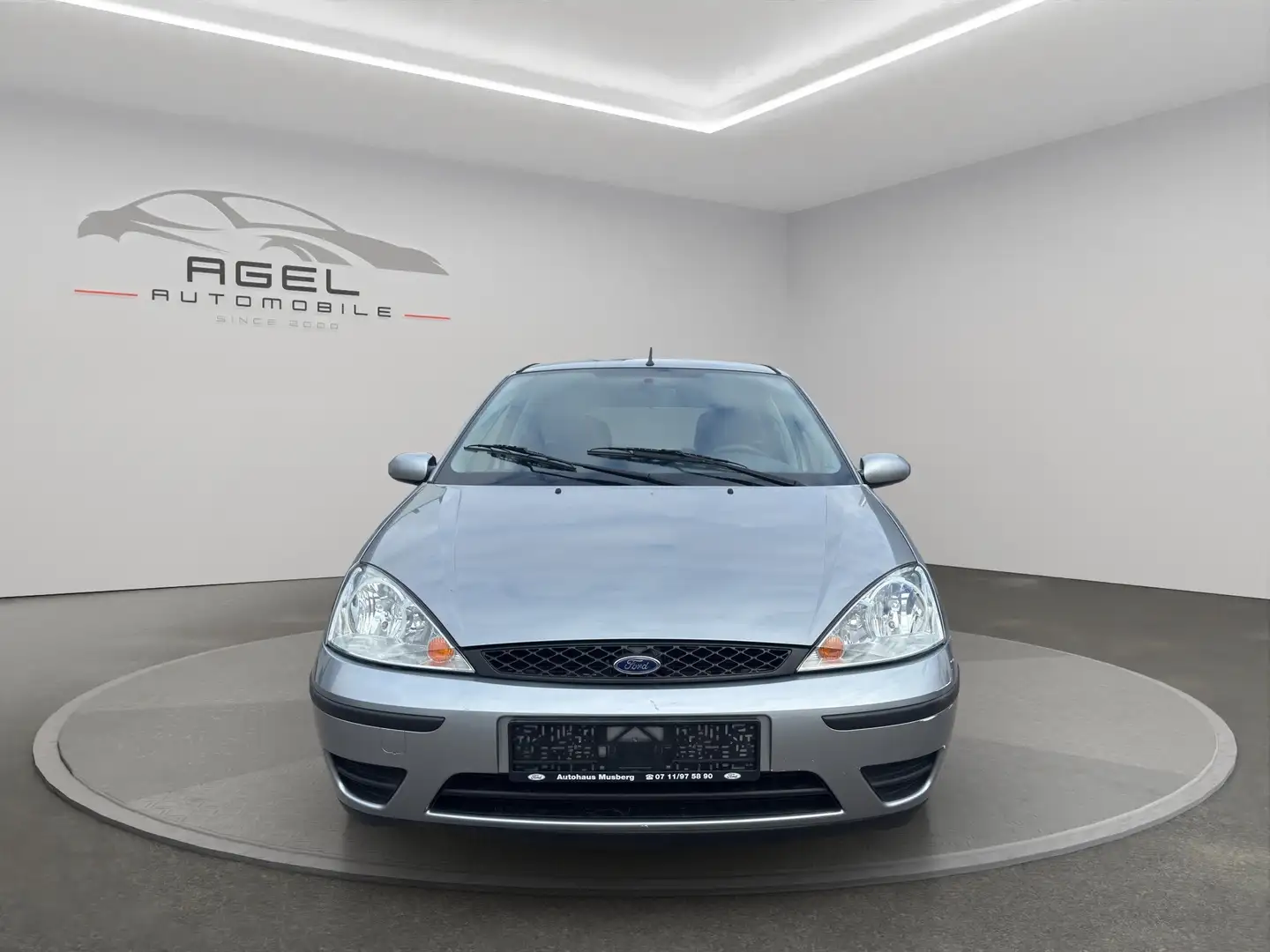 Ford Focus Ambiente*Klima*TÜV 08/27* Grau - 2