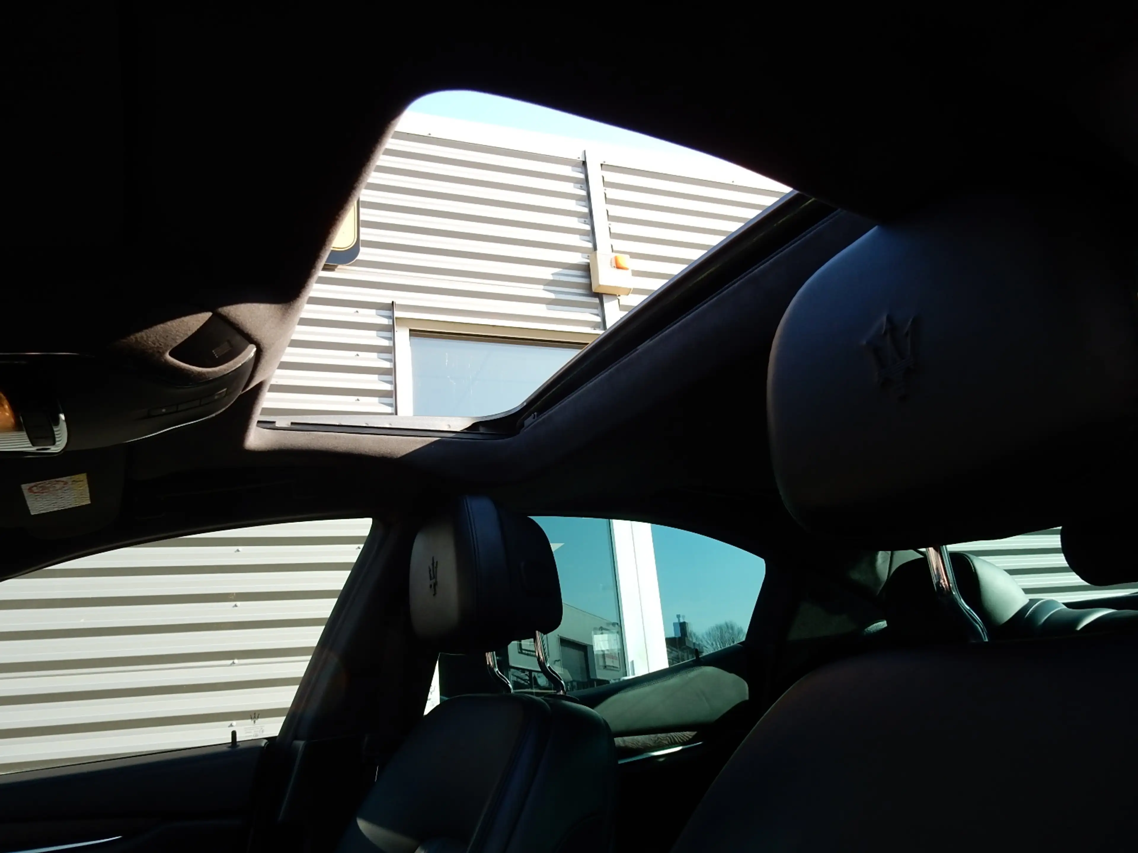 Maserati Ghibli 3.0 V6 D*LEDER*SCH DAK*XENON*20 INCH* — photo 18