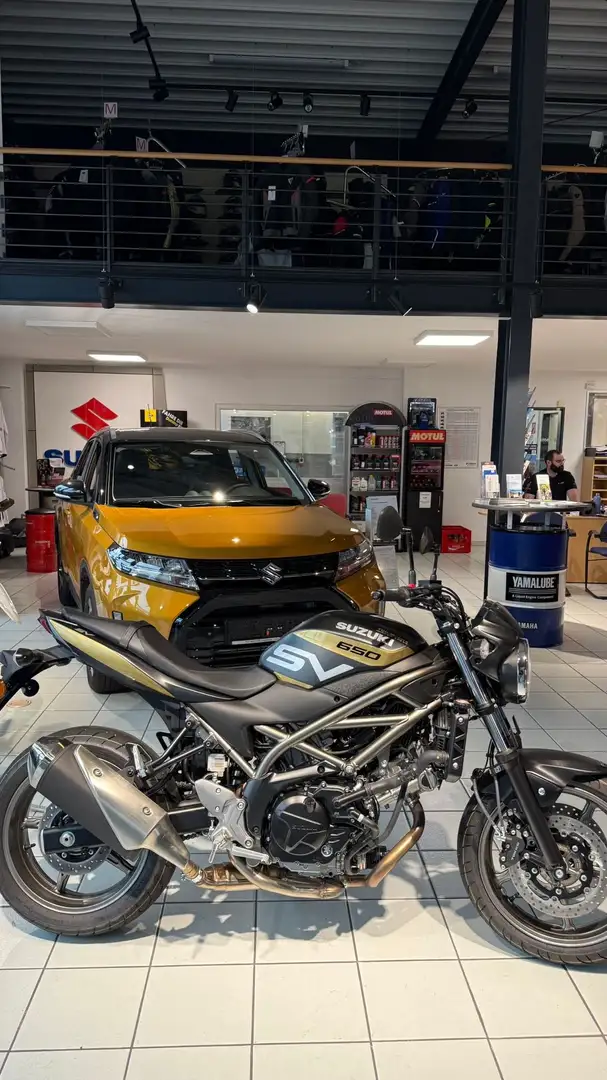 Suzuki SV 650 mit Tageszulassung & Preisvorteil von 585,-€ Negro - 1