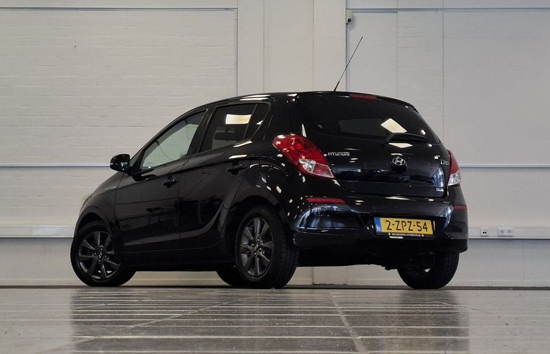 Hyundai i20 1.2i Go! Airco 100% Onderhouden Nieuwe APK PDC — photo 6