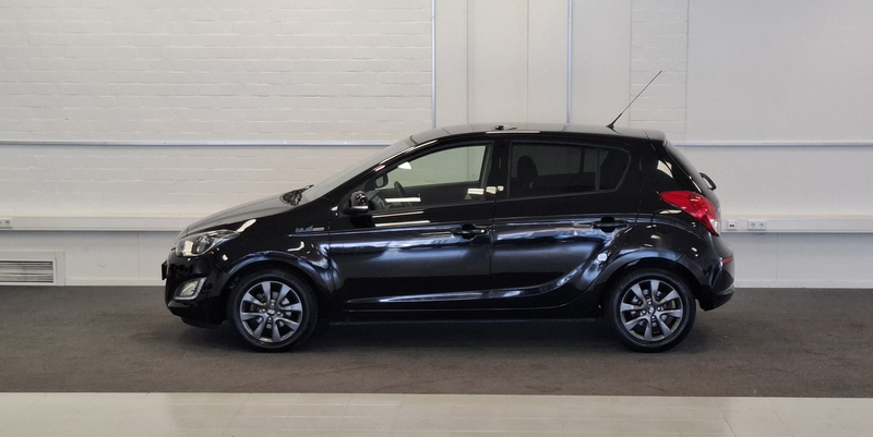 Hyundai i20 1.2i Go! Airco 100% Onderhouden Nieuwe APK PDC — photo 5