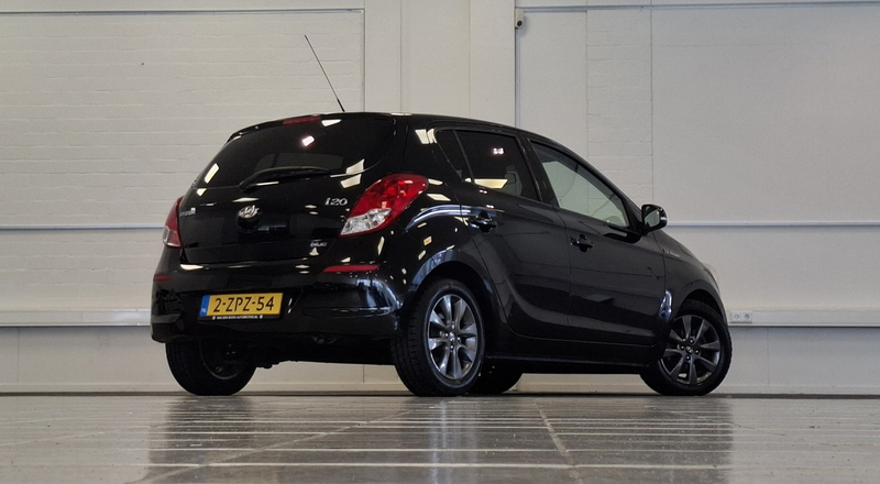Hyundai i20 1.2i Go! Airco 100% Onderhouden Nieuwe APK PDC — photo 7
