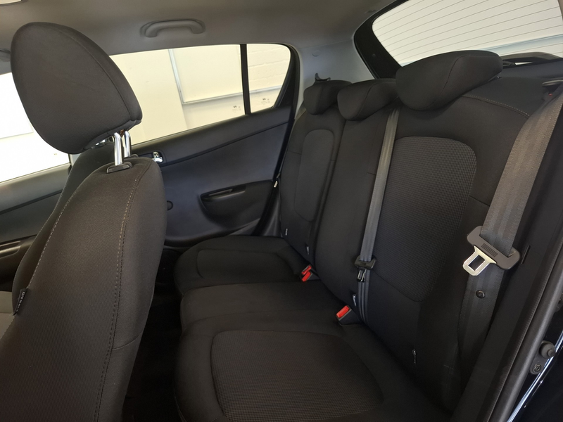 Hyundai i20 1.2i Go! Airco 100% Onderhouden Nieuwe APK PDC — photo 9