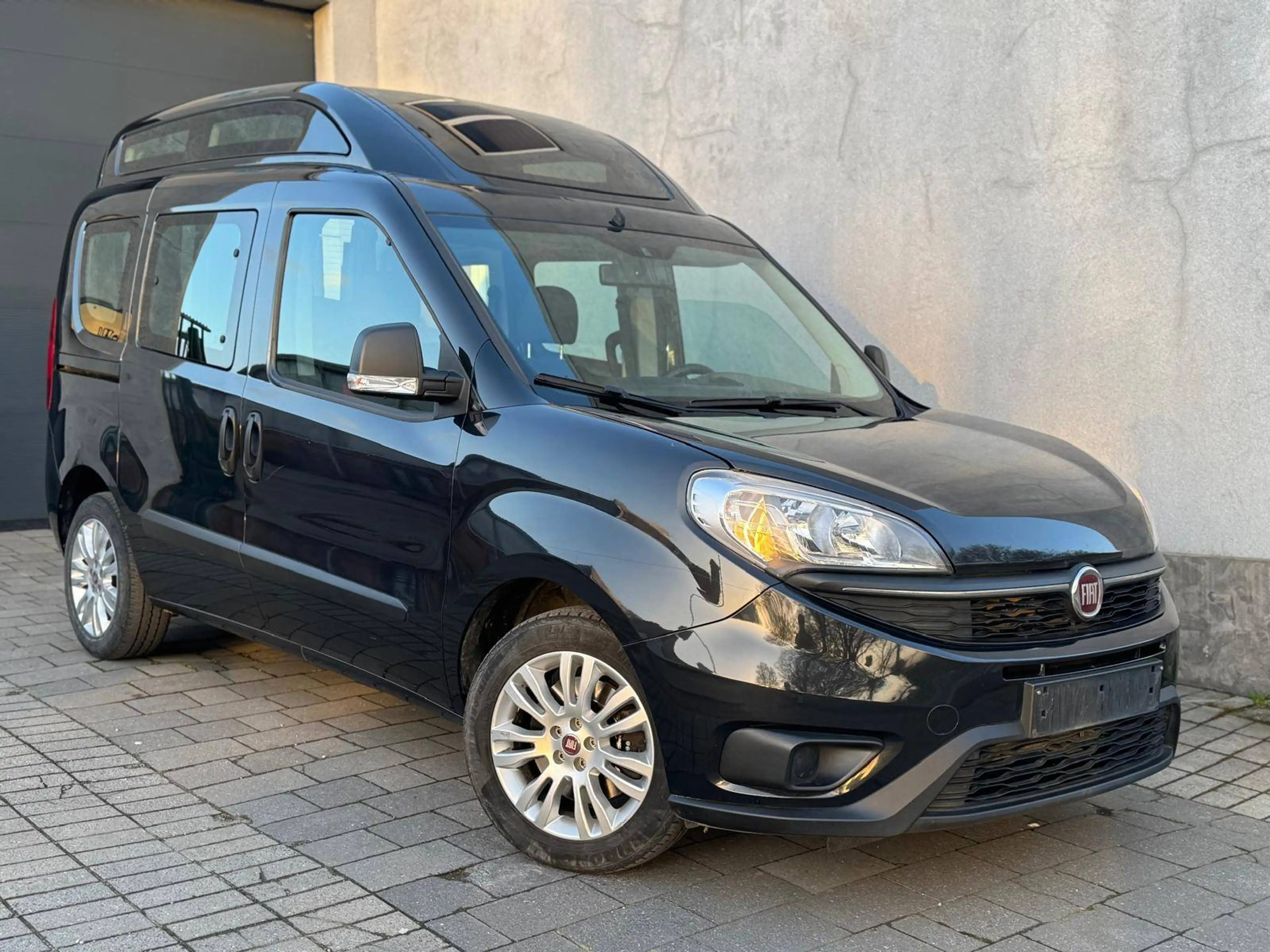 Fiat Doblo 1.4i 2017 116000 KM TPMR PMR INVALIDE VERHOOGD — photo 3