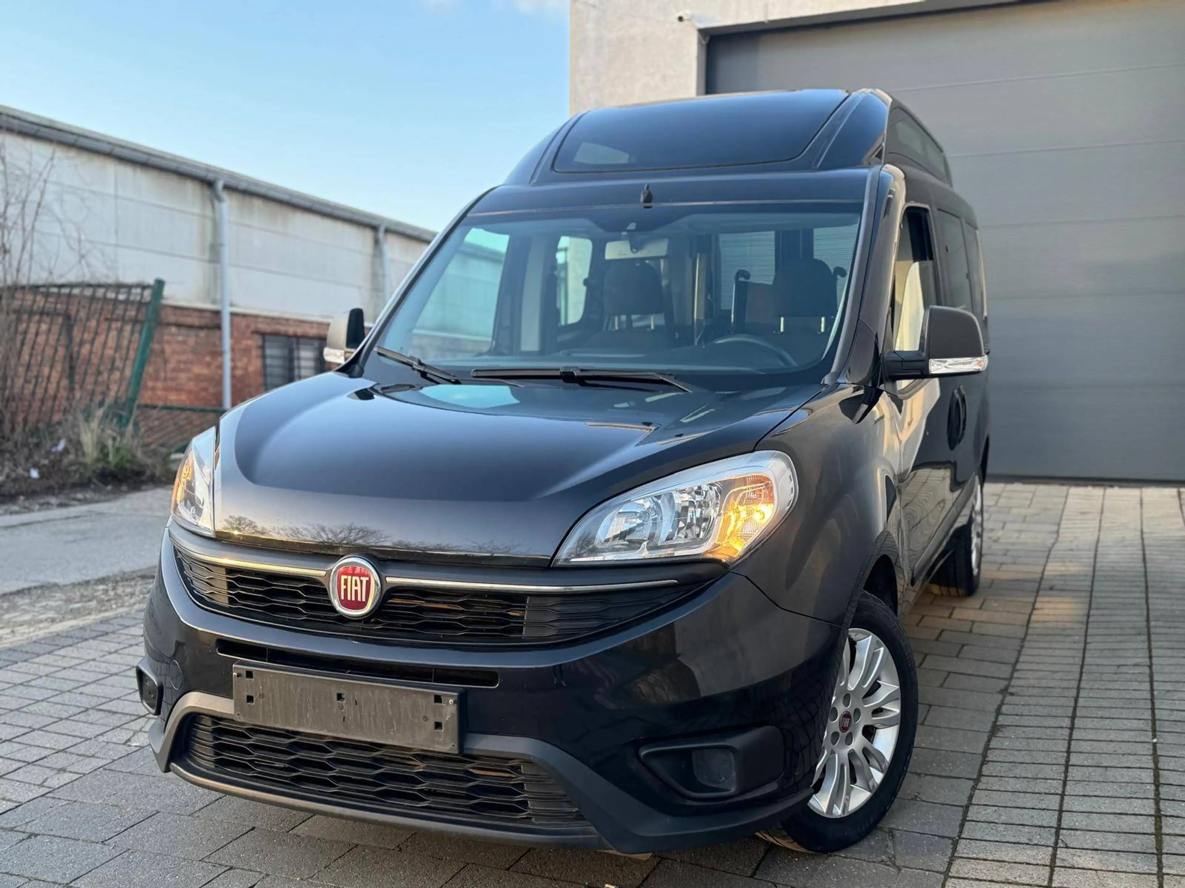 Fiat Doblo 1.4i 2017 116000 KM TPMR PMR INVALIDE VERHOOGD — photo 4