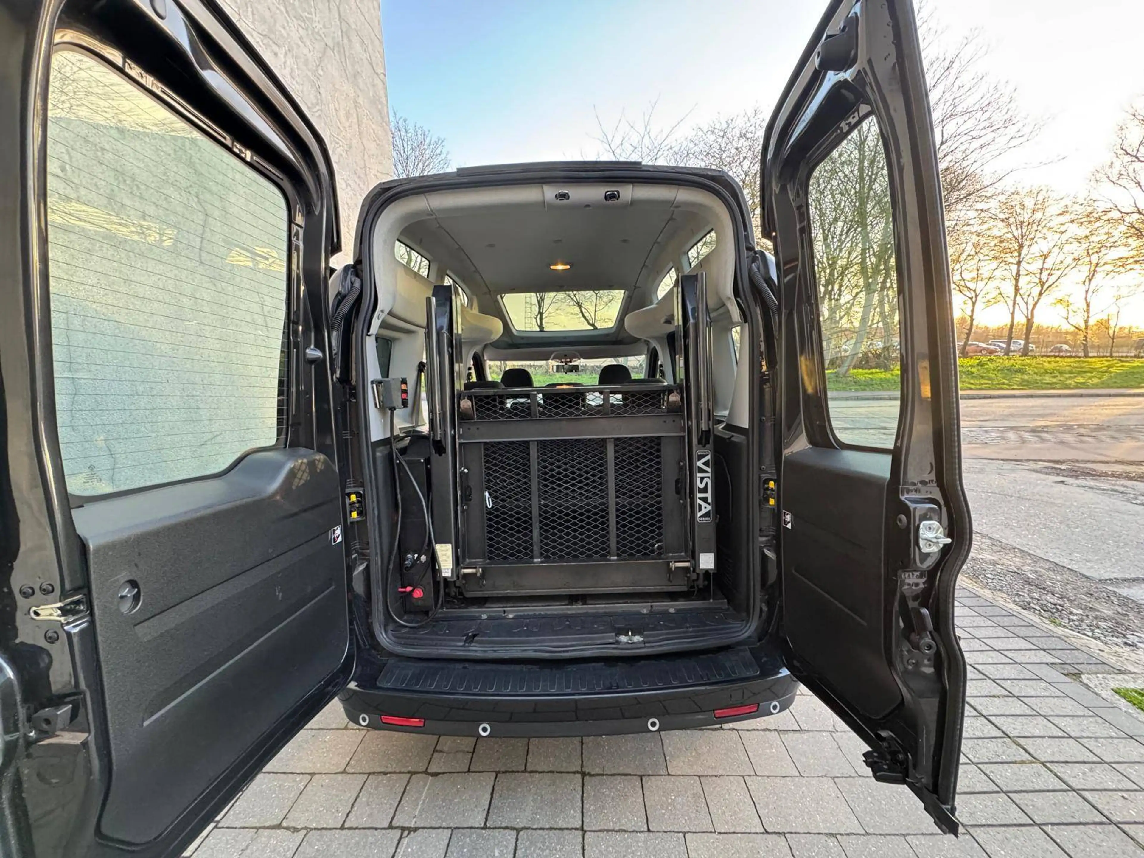 Fiat Doblo 1.4i 2017 116000 KM TPMR PMR INVALIDE VERHOOGD — photo 7