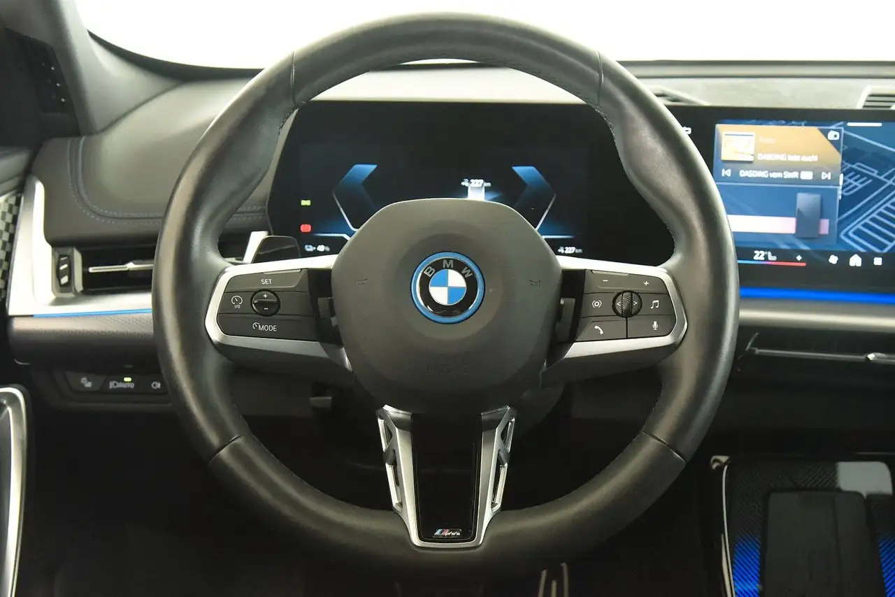 BMW iX1 xDrive30 M Sport AHK DriveAss+ Aktivsitz H+K, миниатюра 10