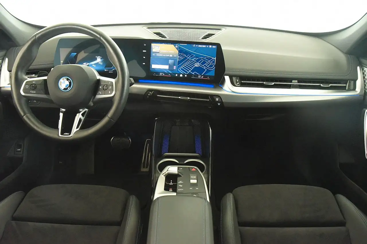 BMW iX1 xDrive30 M Sport AHK DriveAss+ Aktivsitz H+K, миниатюра 9