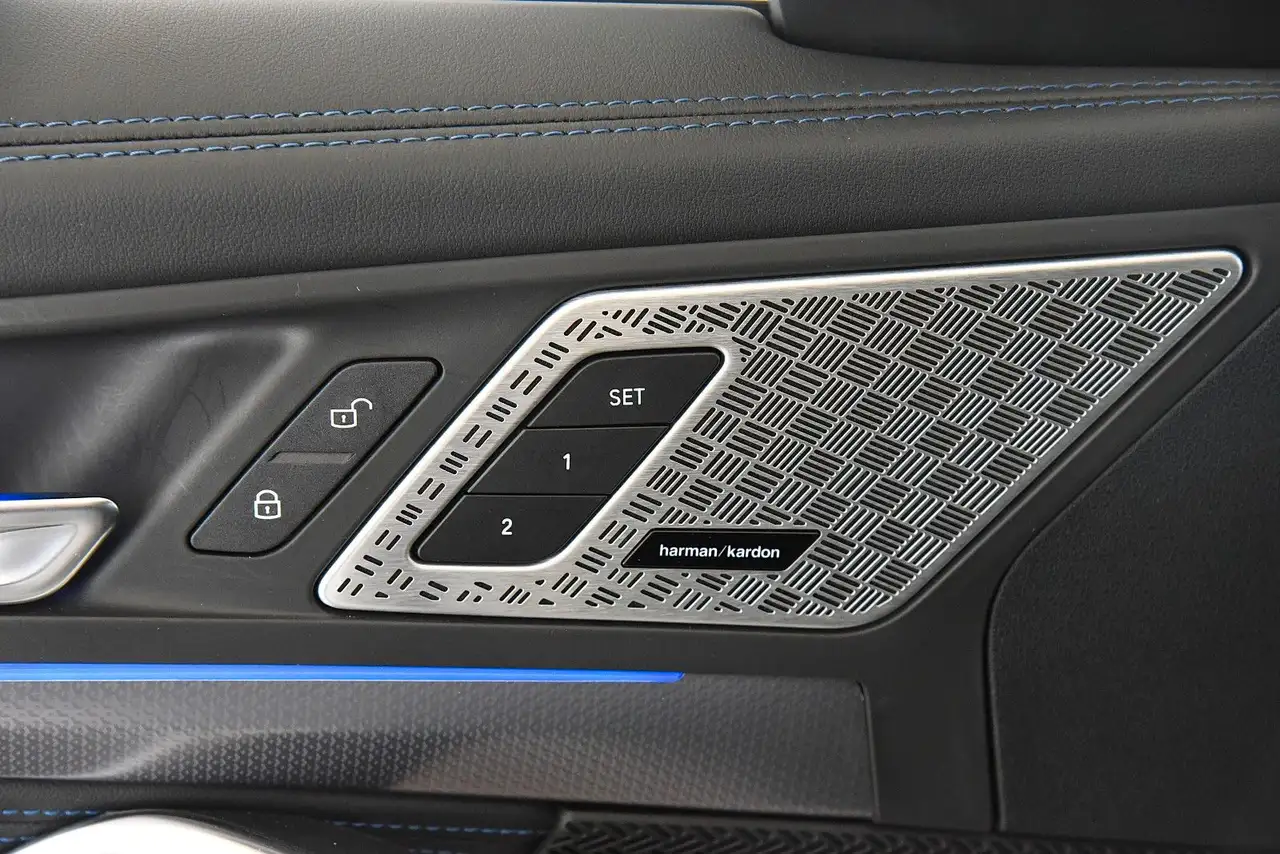 BMW iX1 xDrive30 M Sport AHK DriveAss+ Aktivsitz H+K, миниатюра 20