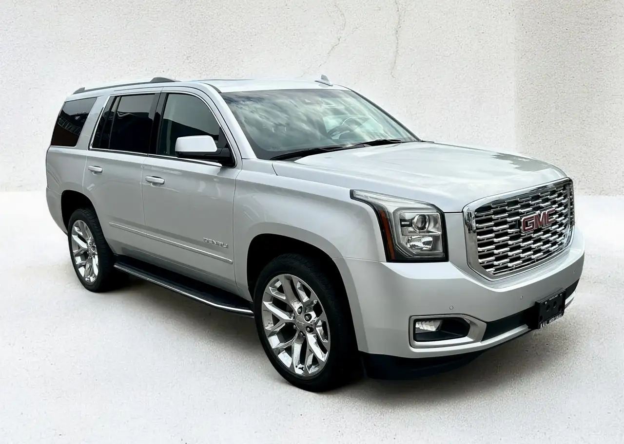 GMC Yukon снимка GMC Yukon