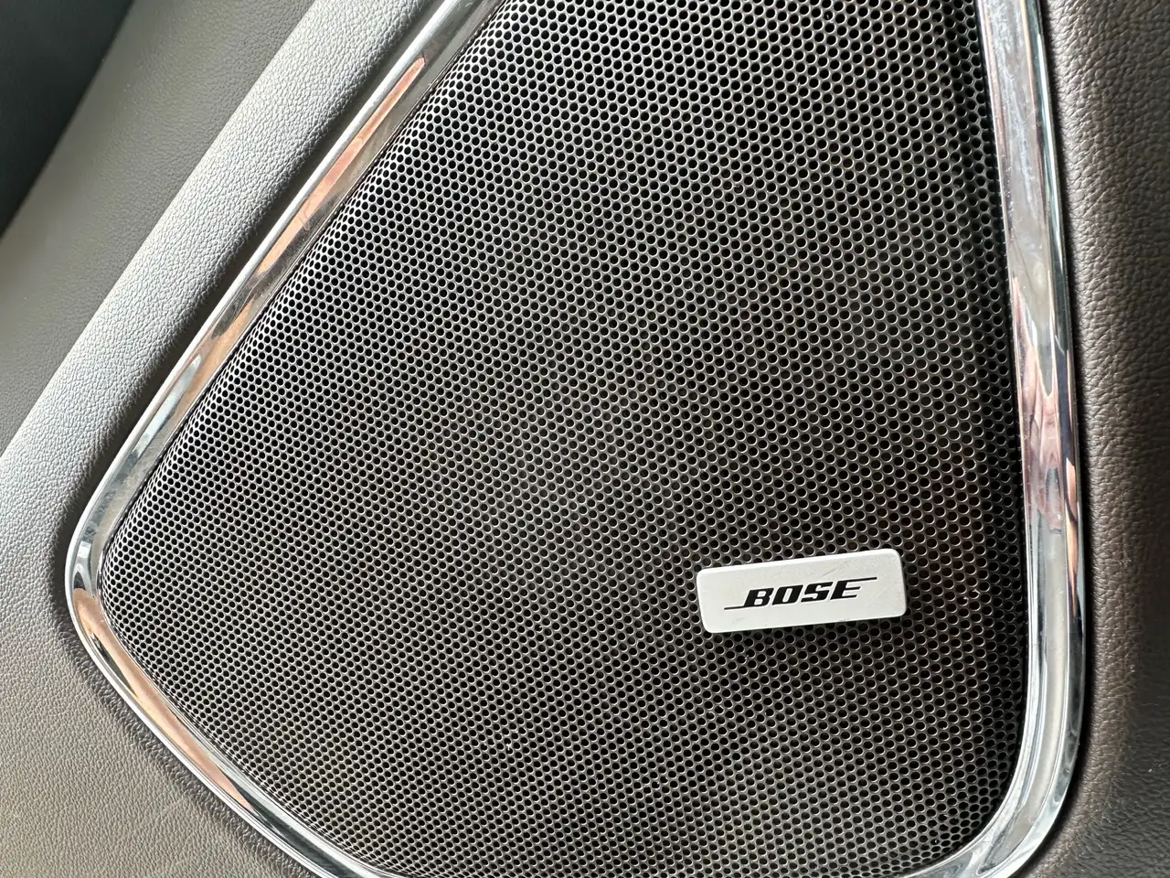 GMC Yukon снимка GMC Yukon