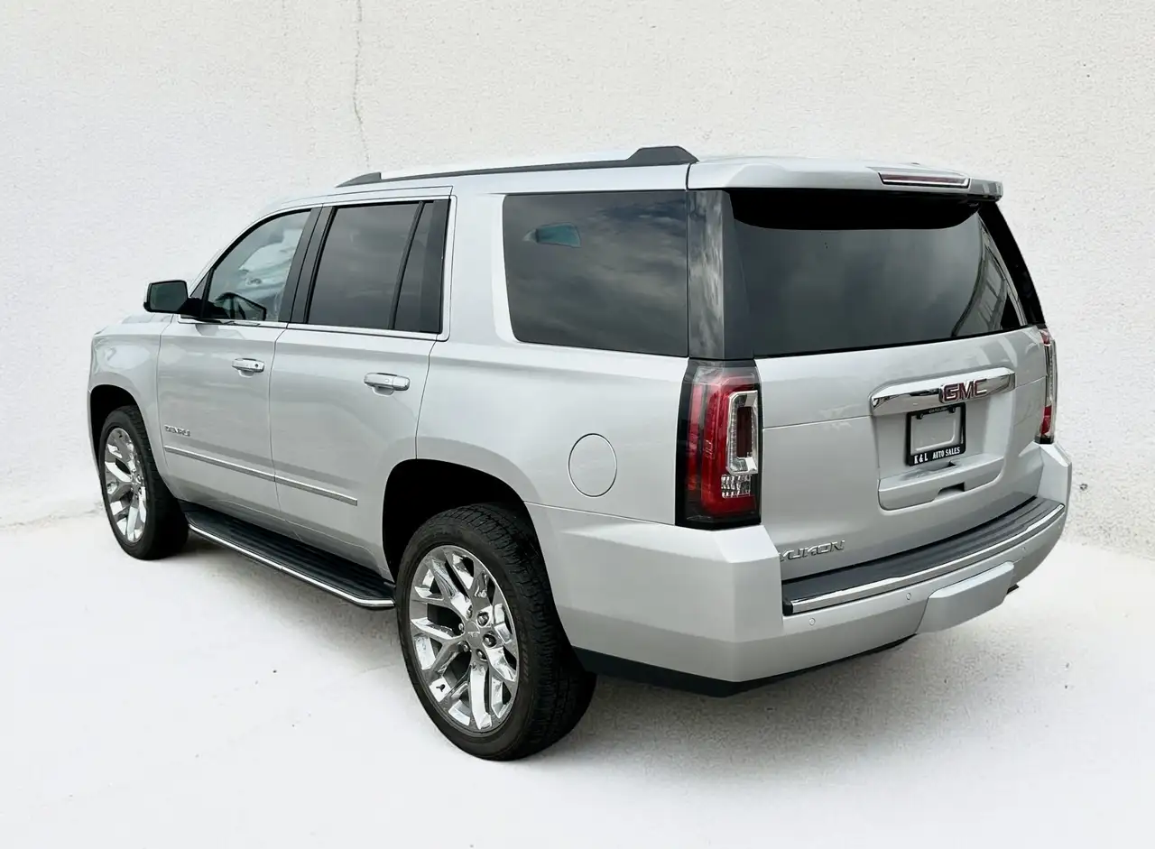 GMC Yukon снимка GMC Yukon