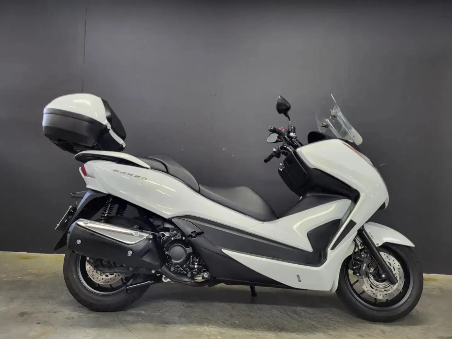 Honda Forza 300 - 2