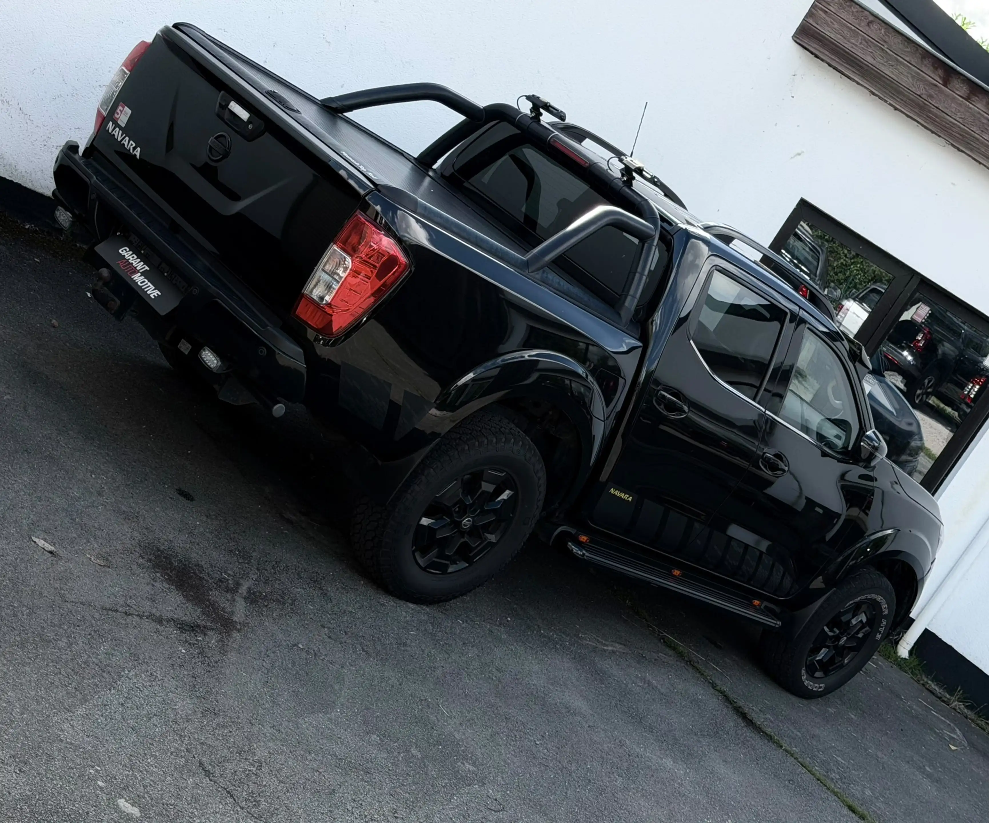 Nissan Navara 2.3 dCi 4WD New N-Guard *Black Edition € 26438 EX BTW / HTVA — photo 7