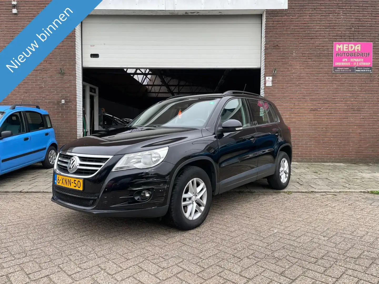 Volkswagen Tiguan 1.4 TSI Comfort&Design | Cruisecontrol Zwart - 1