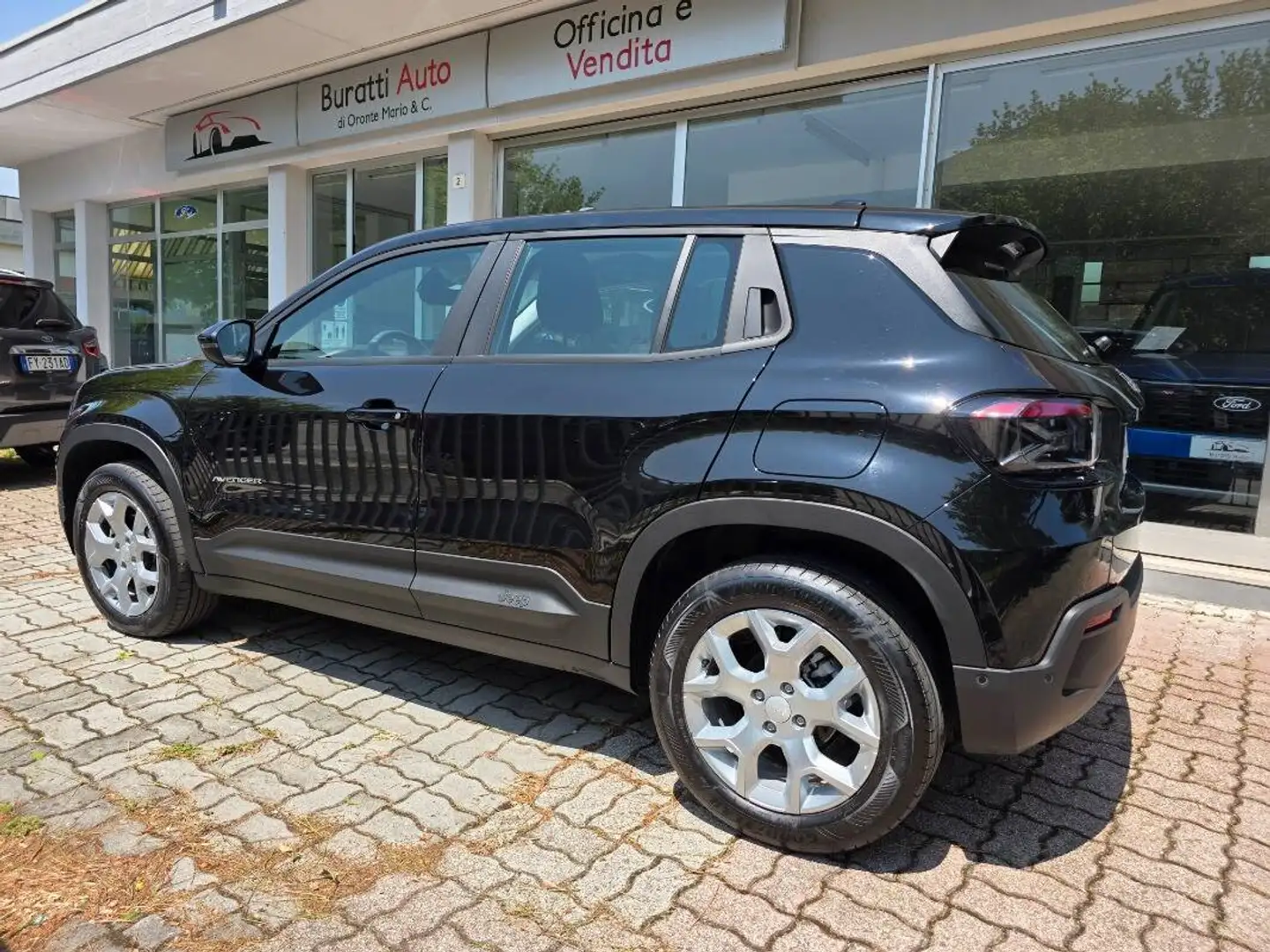 Jeep Avenger 1.2 t. Altitude fwd 100cv Zwart - 2
