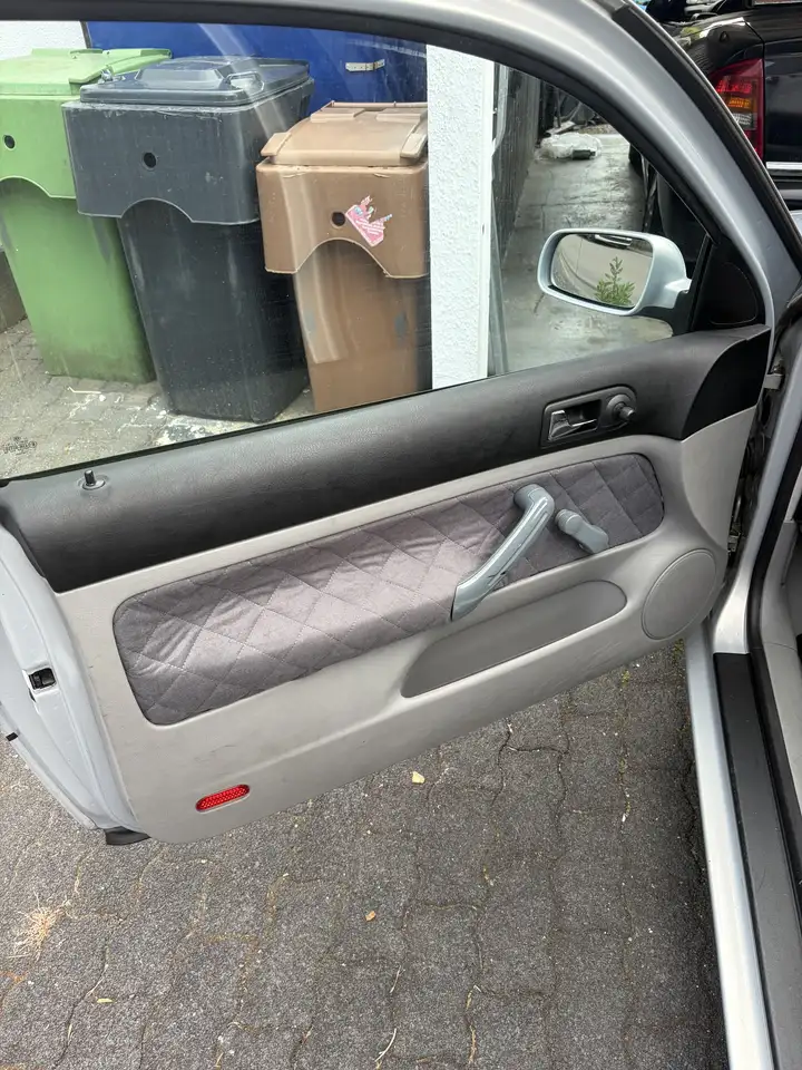 Volkswagen Golf 1.4 16V, TÜV 05/2027, Zahnriemen 147.000km, foto 9