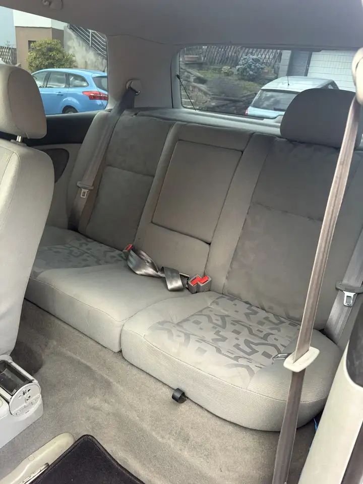Volkswagen Golf 1.4 16V, TÜV 05/2027, Zahnriemen 147.000km, foto 7
