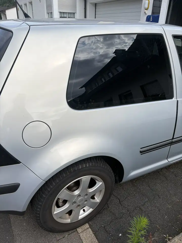 Volkswagen Golf 1.4 16V, TÜV 05/2027, Zahnriemen 147.000km, foto 11