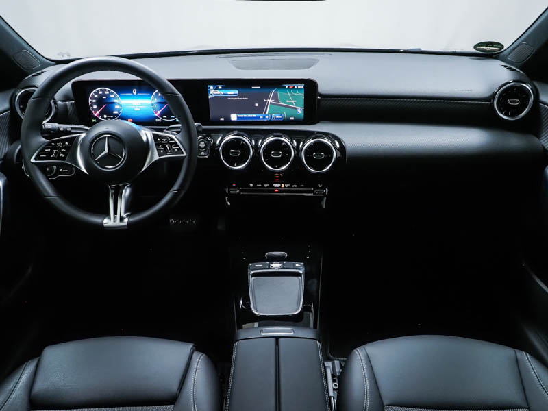 Mercedes-Benz A 180 Kompaktlimousine PROGRESSIVE|MBUX|SHZ|KAM — photo 9
