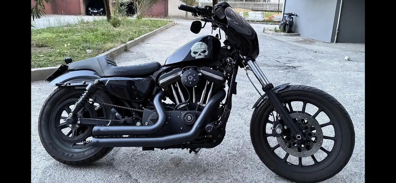 Harley-Davidson Iron 883