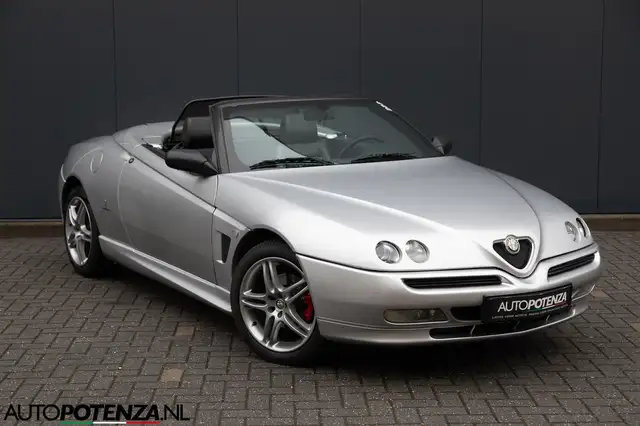 Alfa Romeo Spider 2.0-16V TSpark Edizione Limitata Sportiva