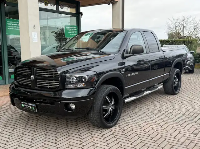 Dodge RAM DODGE RAM 5.7 V8 HEMI GPL 4x4