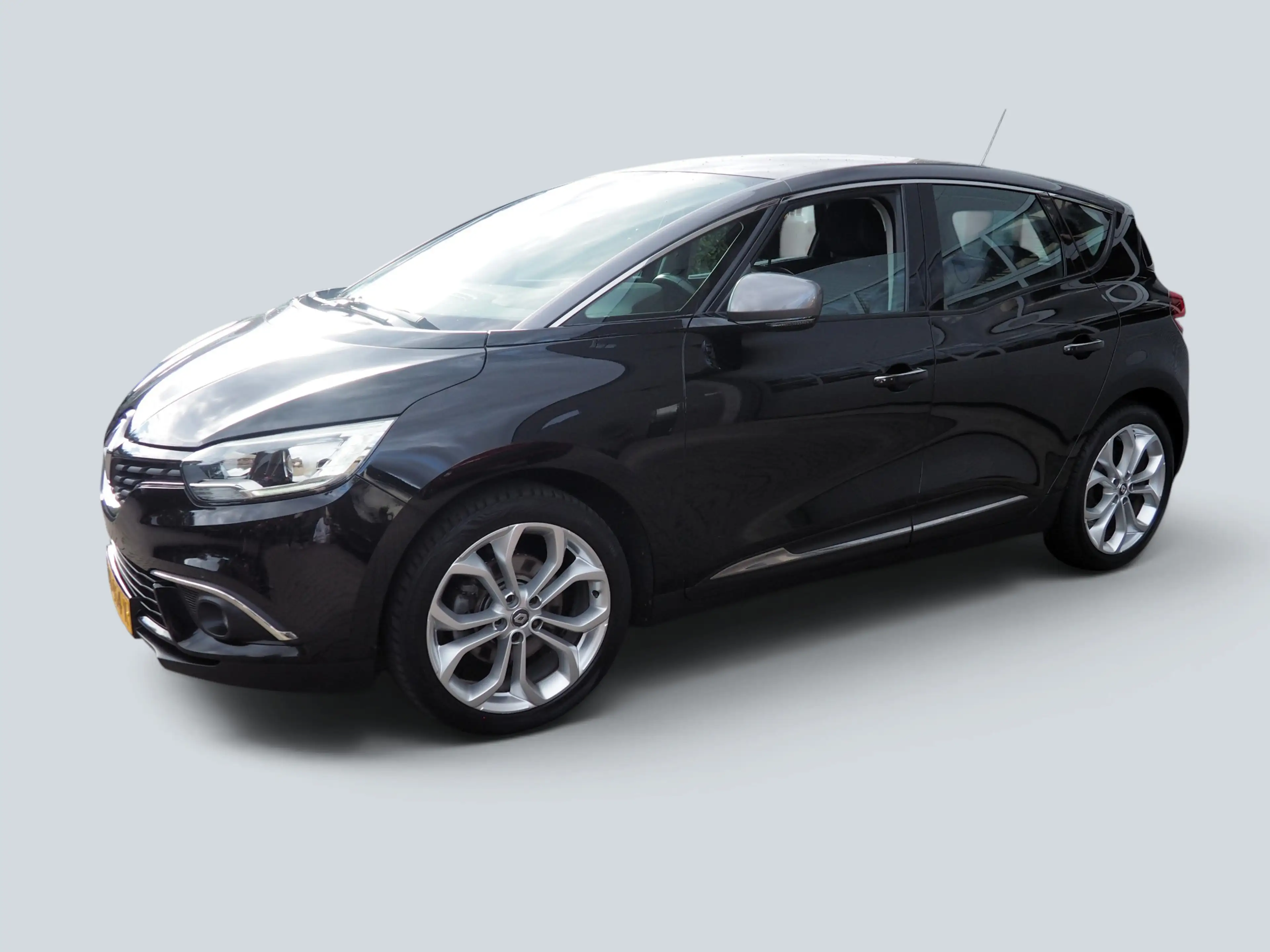 Renault Scenic 1.2 TCe Zen CLIMA CRUISE NAVI TREKH. LM VELGEN — photo 3