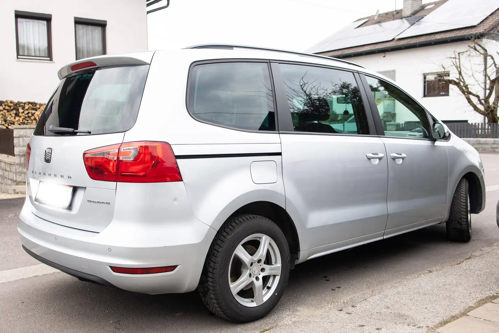 SEAT Alhambra Alhambra Family 2,0 TDI CR DPF Family Silber - 2