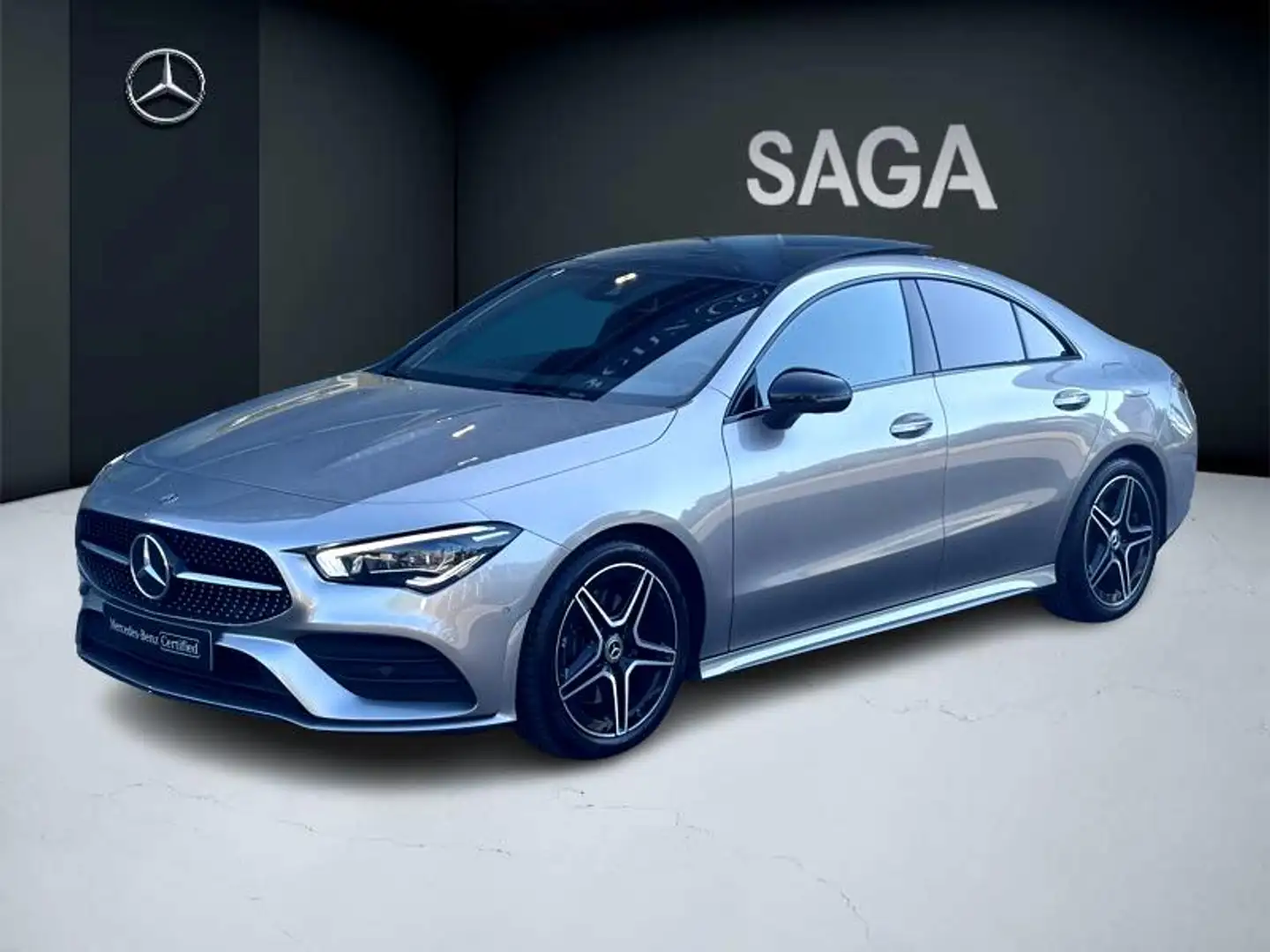 Mercedes-Benz CLA 200 200 d Coupé AMG Pack Night Toit Pano Beige - 1