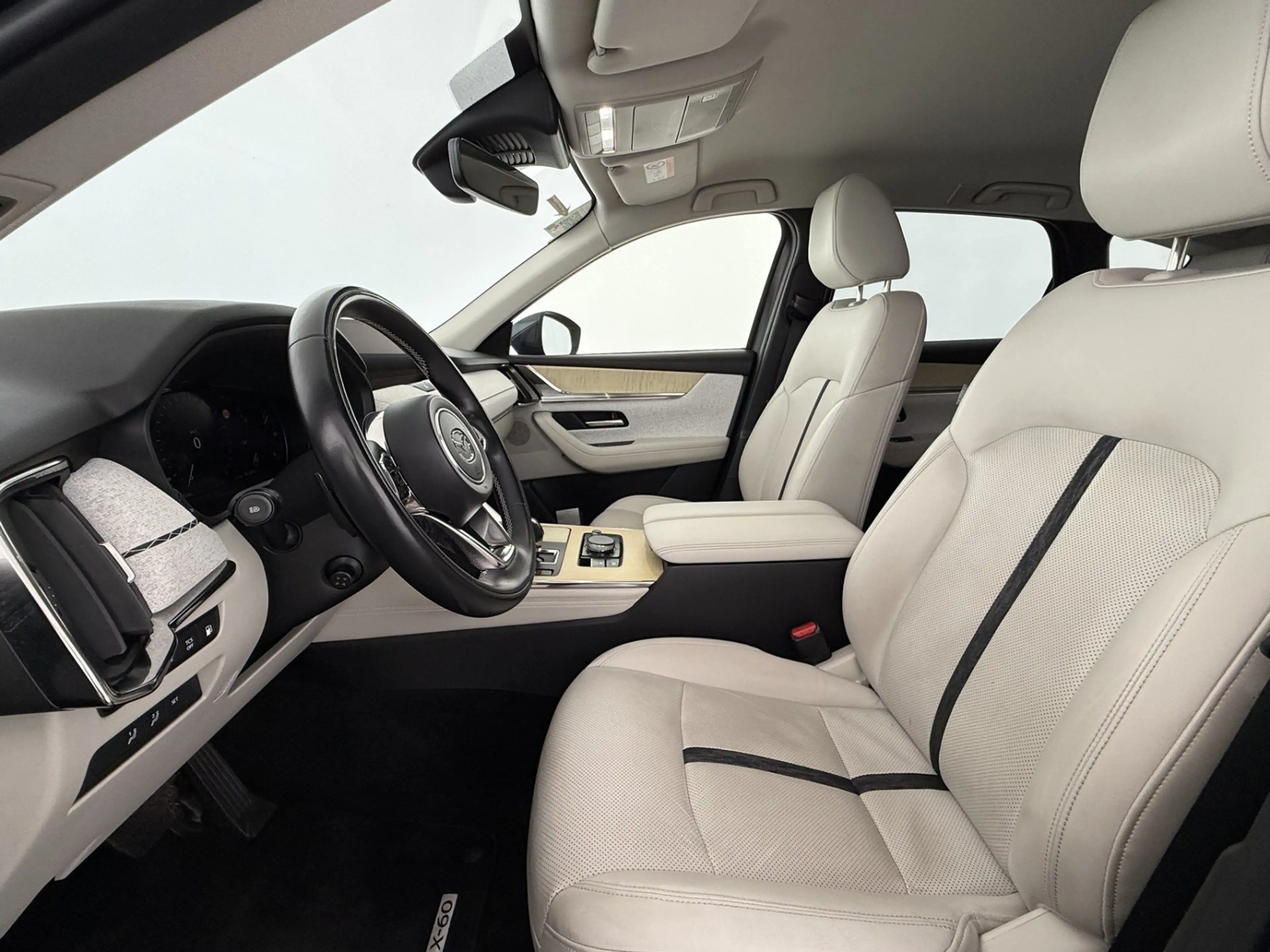 Mazda CX-60 2.5 e-SKYACTIV-PHEV AWD Aut LED HEAD-UP — photo 18