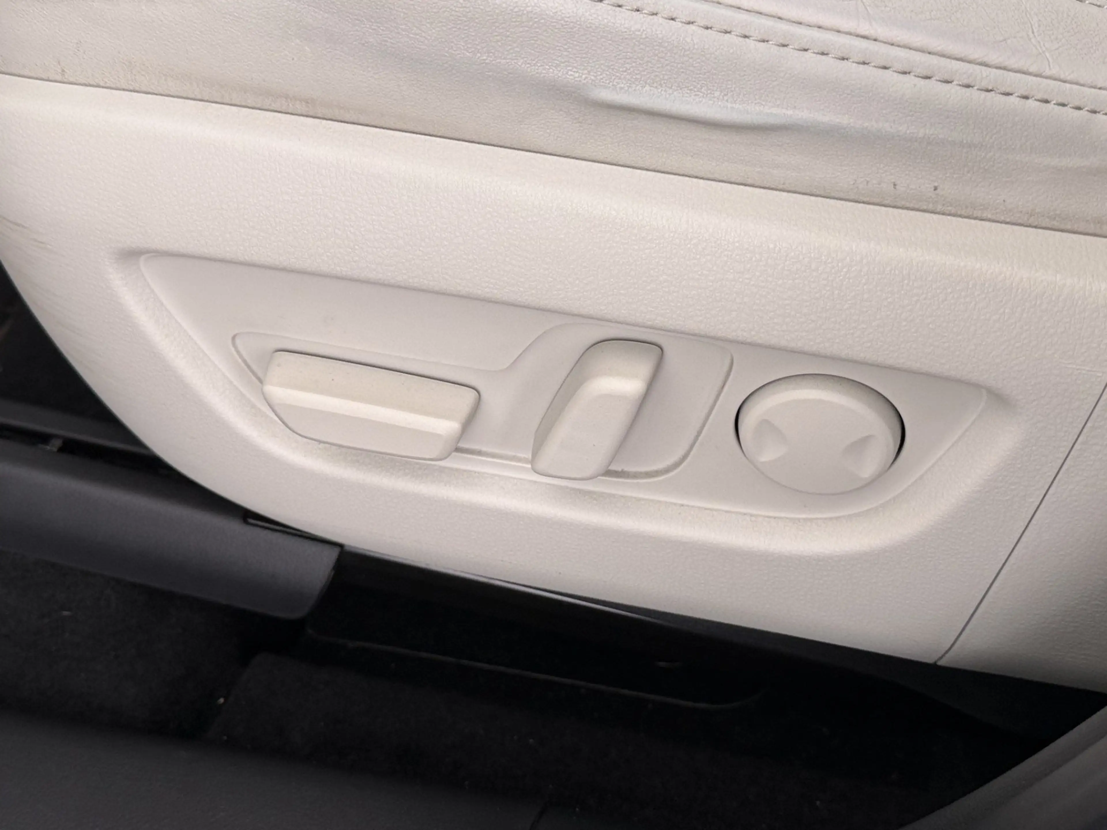 Mazda CX-60 2.5 e-SKYACTIV-PHEV AWD Aut LED HEAD-UP — photo 25