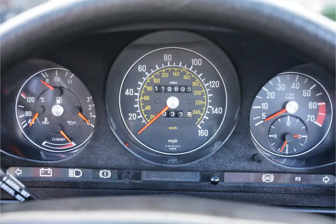 Mercedes-Benz SL 500 "Signal Red like Bobby Ewing's Car" Very well main, foto 9