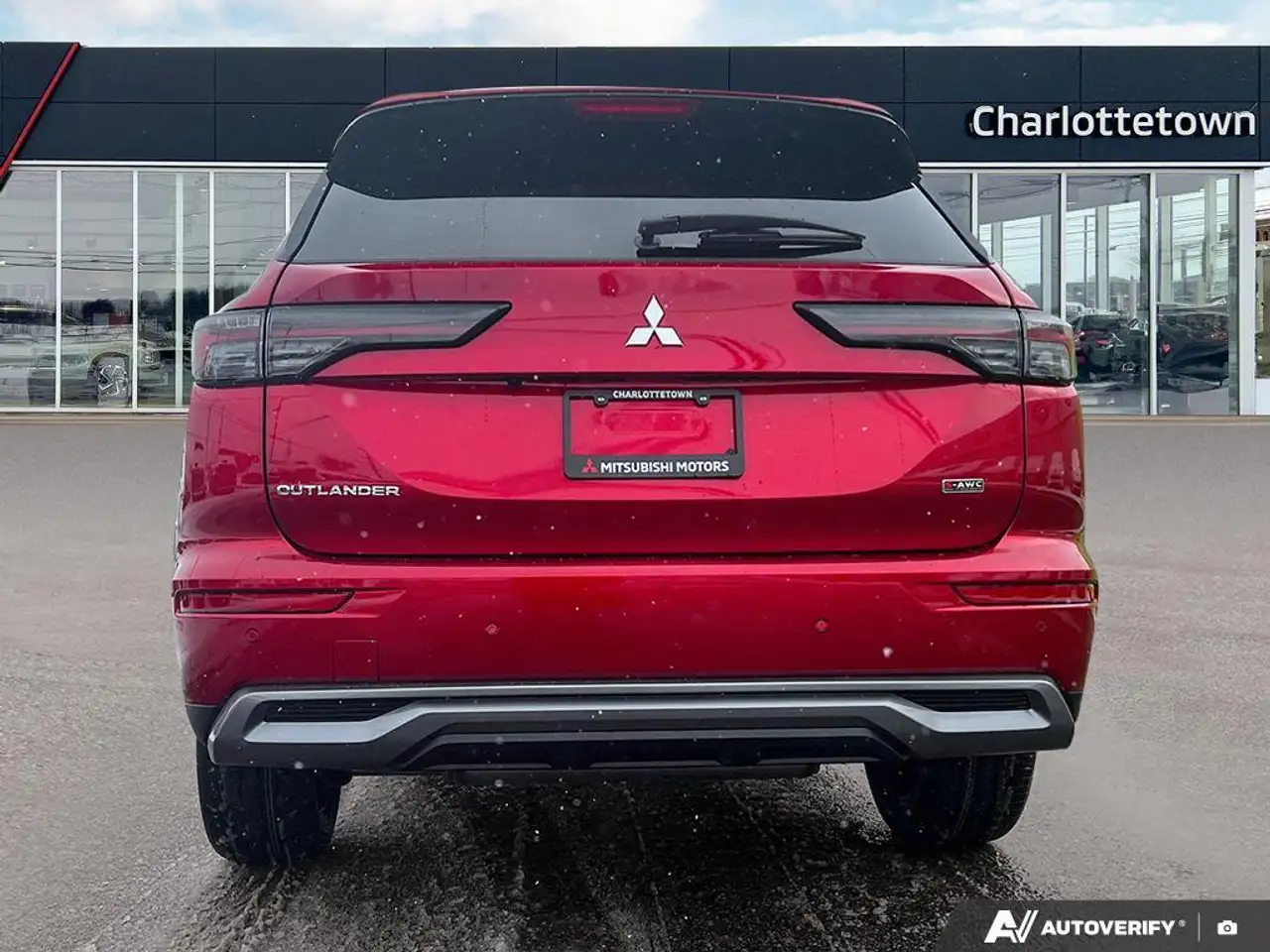 Mitsubishi Outlander снимка Mitsubishi Outlander