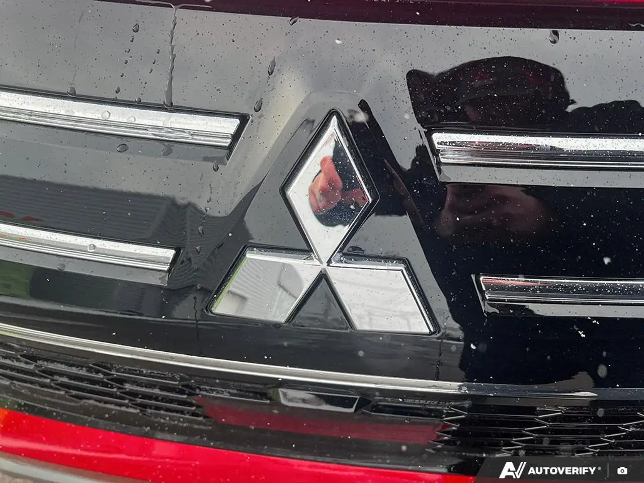 Mitsubishi Outlander снимка Mitsubishi Outlander
