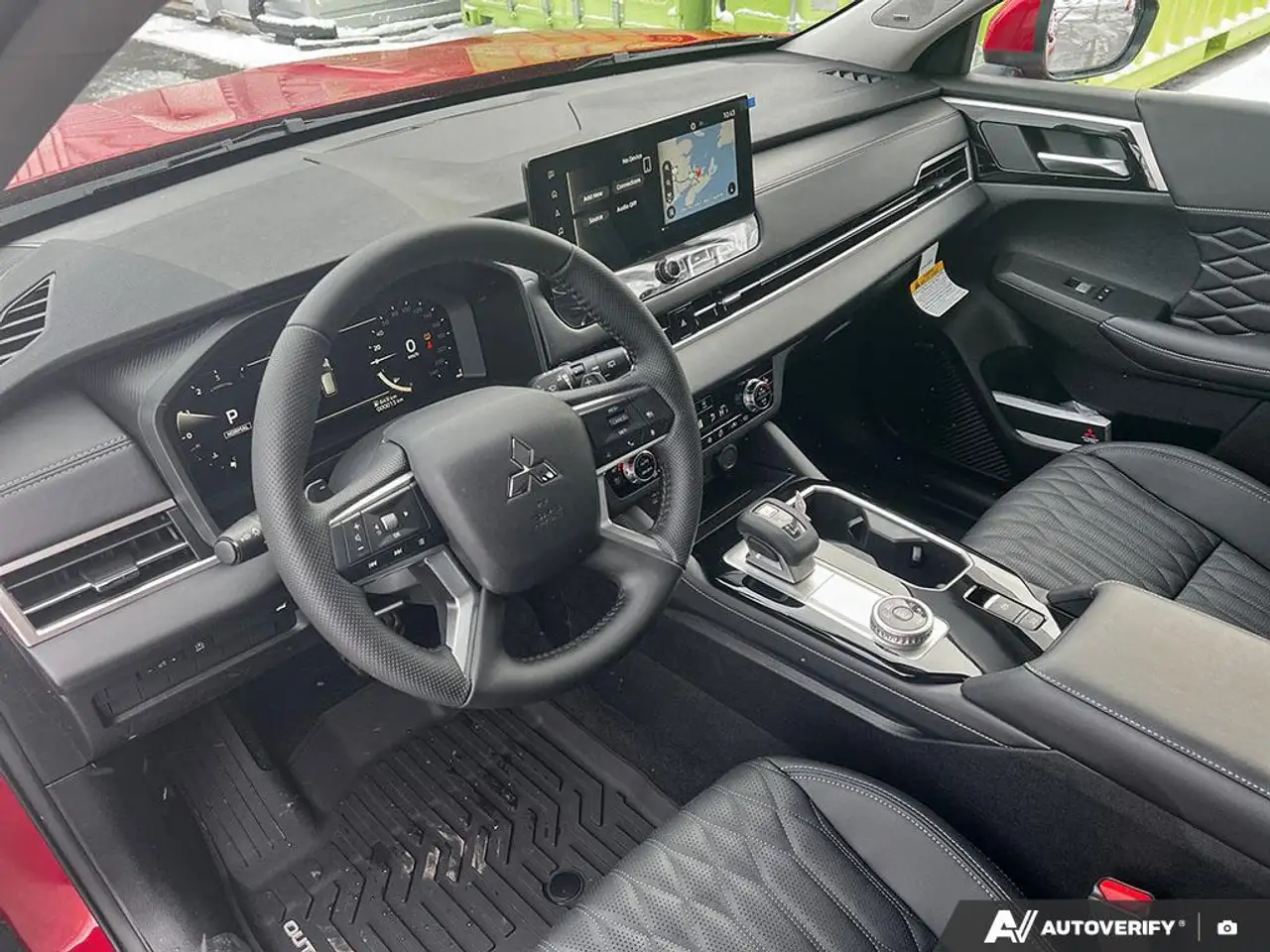 Mitsubishi Outlander снимка Mitsubishi Outlander