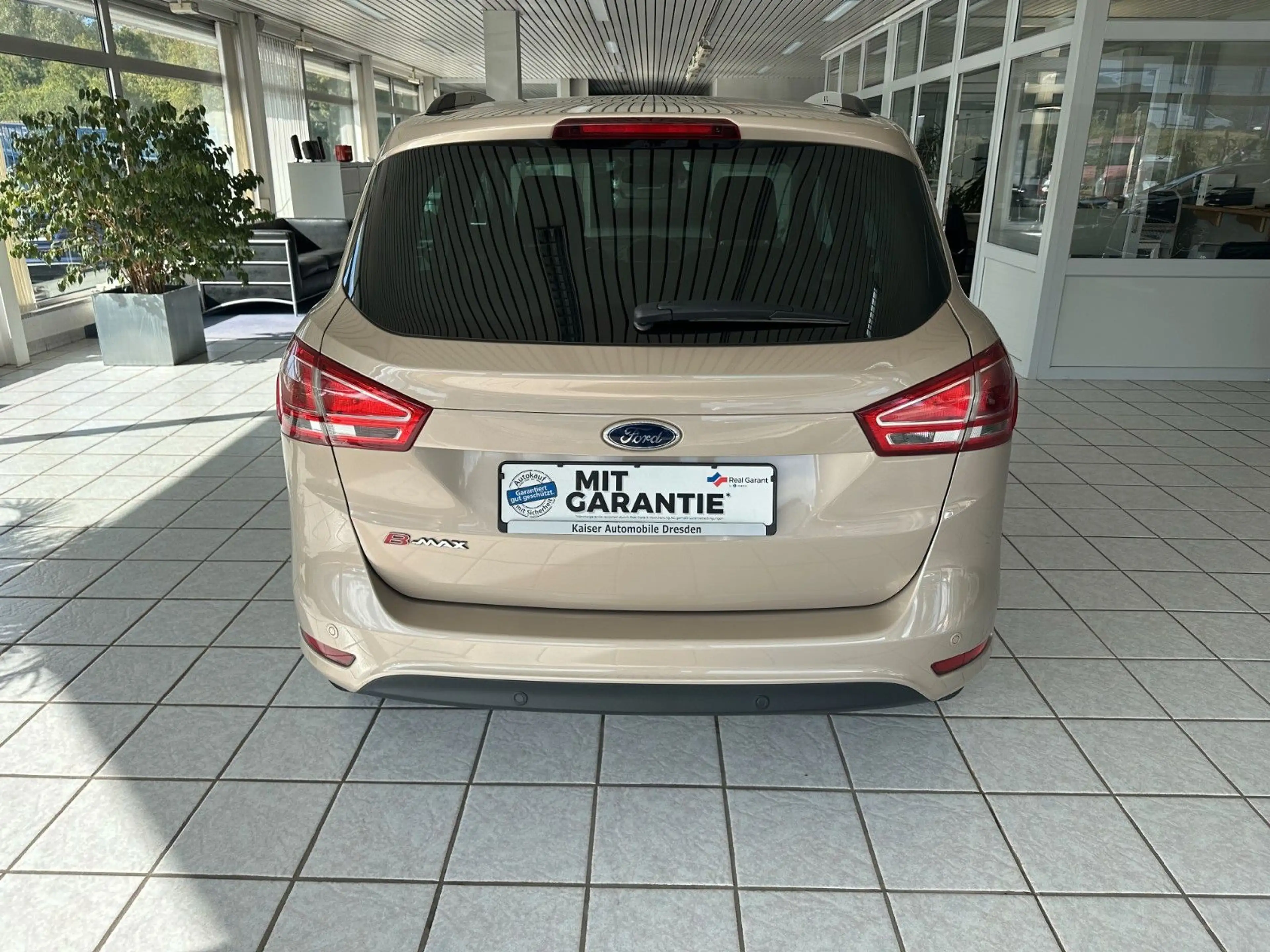 Ford B-Max B-MAX Sync Edition*SHZ*PDC*Zahnriemen-Neu* — photo 6