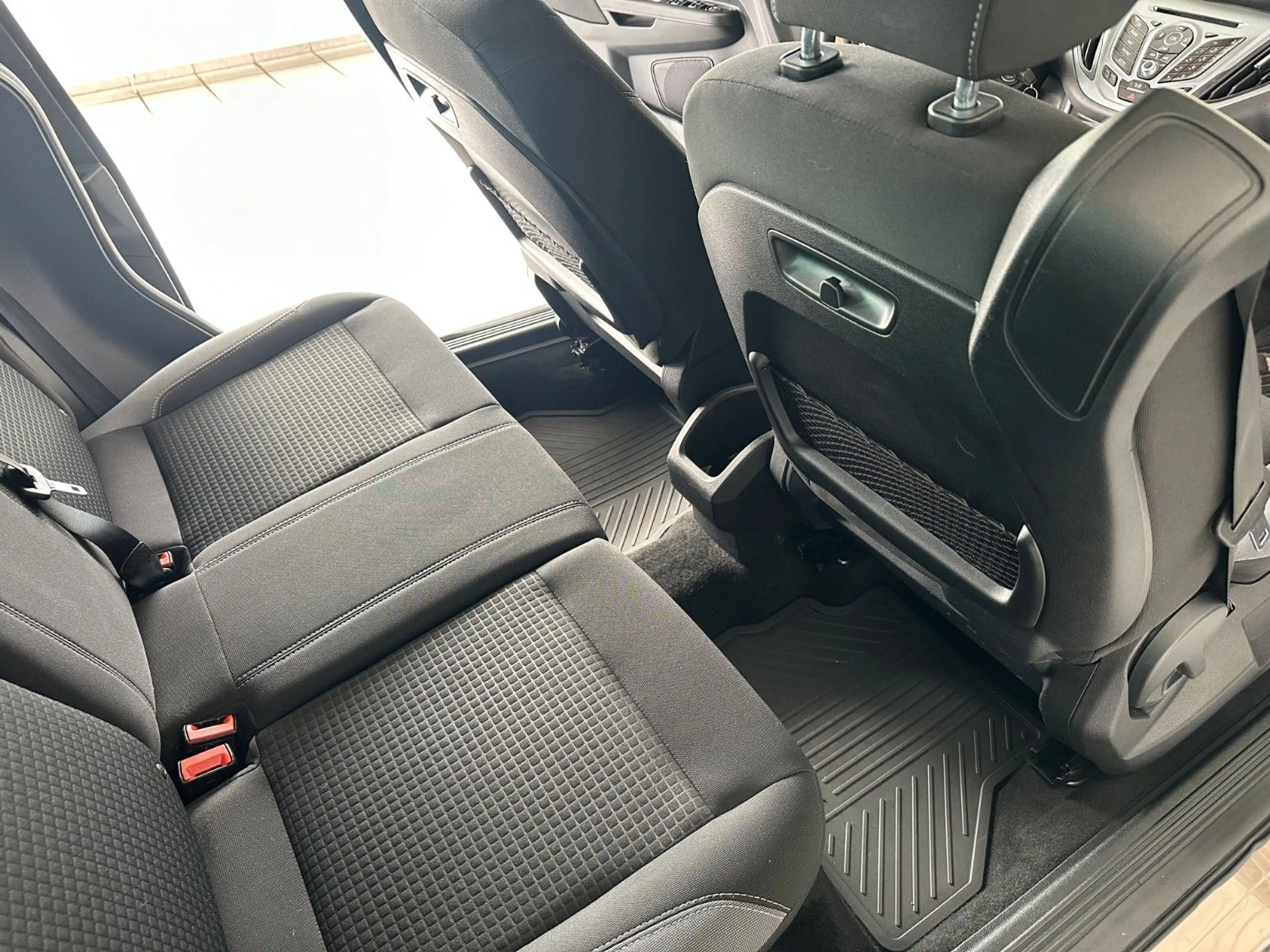Ford B-Max B-MAX Sync Edition*SHZ*PDC*Zahnriemen-Neu* — photo 14