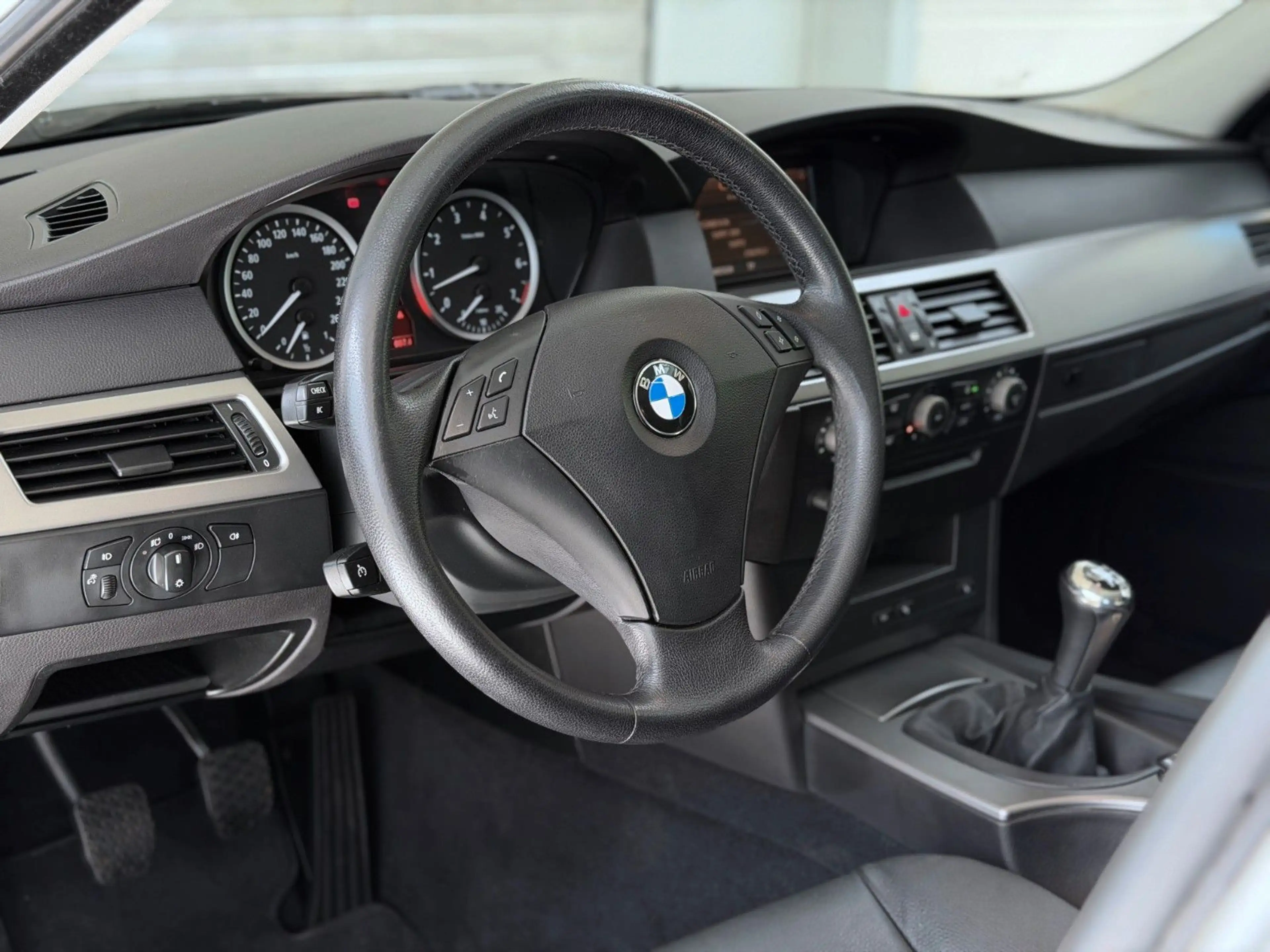 BMW 530 i*nur 63.400km*GSD*Xenon*Leder*Memory* — photo 15