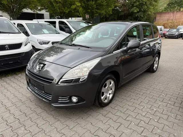 Peugeot 5008 1.6 155 THP Automatik 7-Sitze Hu/Insp Neu
