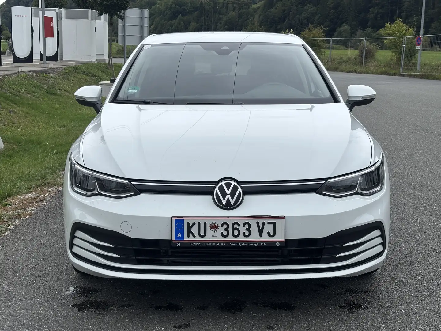 Volkswagen Golf Life 1,0 TSI - TOP - 1