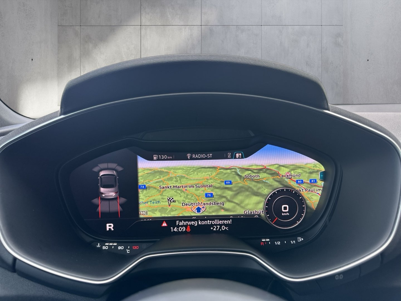 Audi TT 45 TFSI quattro — photo 14