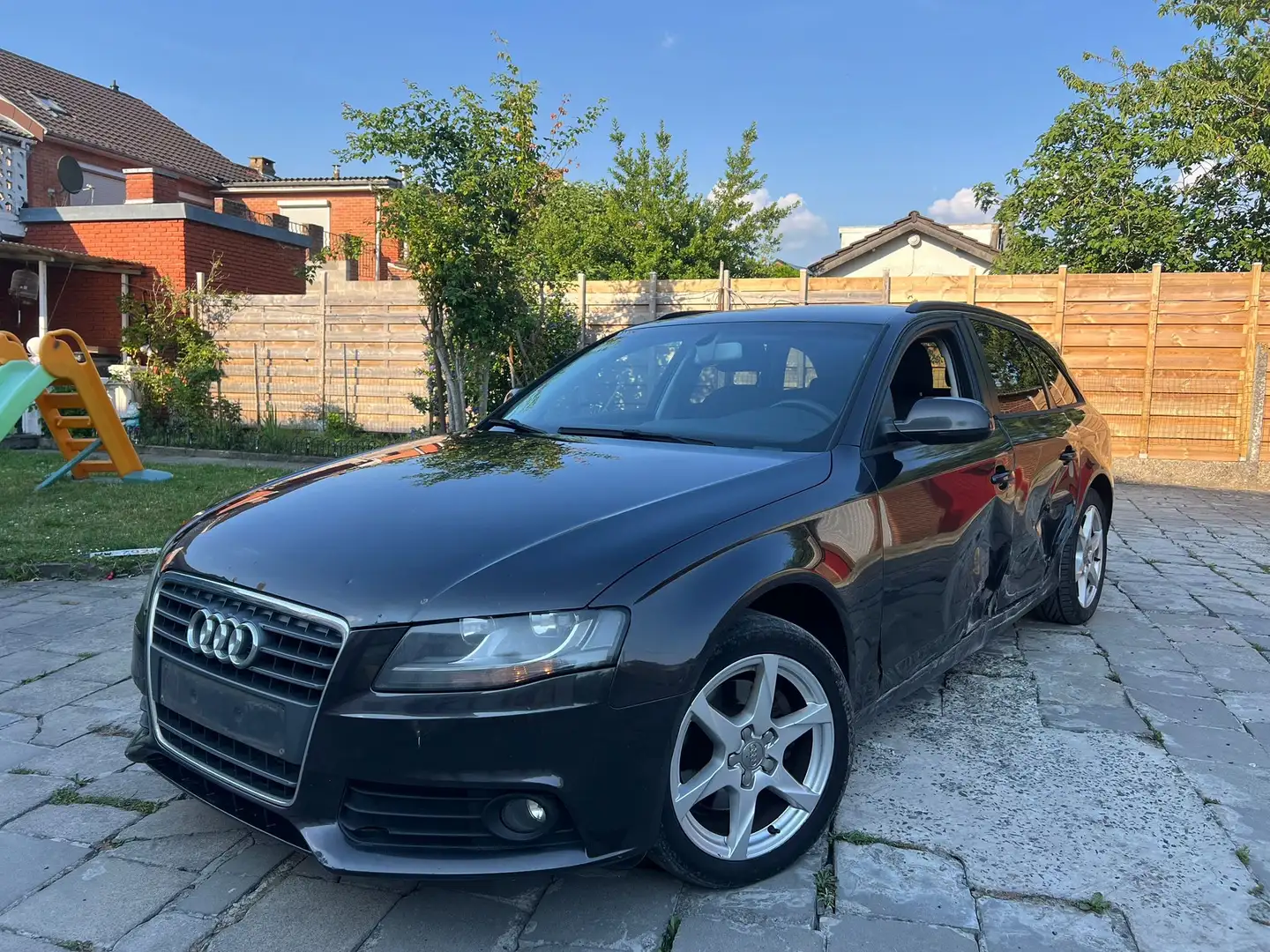 Audi A4 Avant 2.0 TDI e DPF Attraction - 1