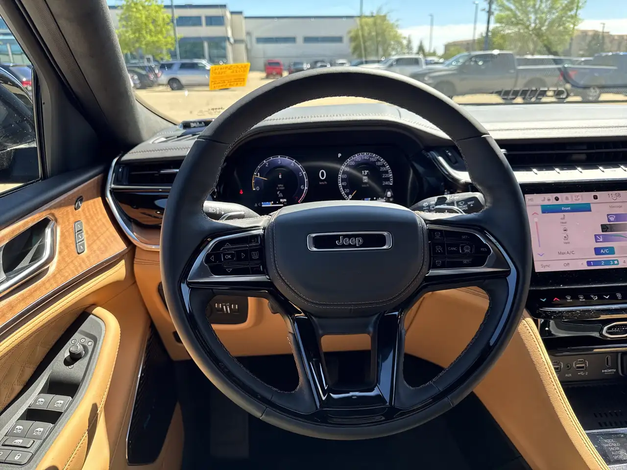 Jeep Grand Cherokee снимка Jeep Grand Cherokee