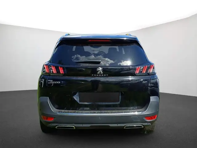 Peugeot 5008 view 3