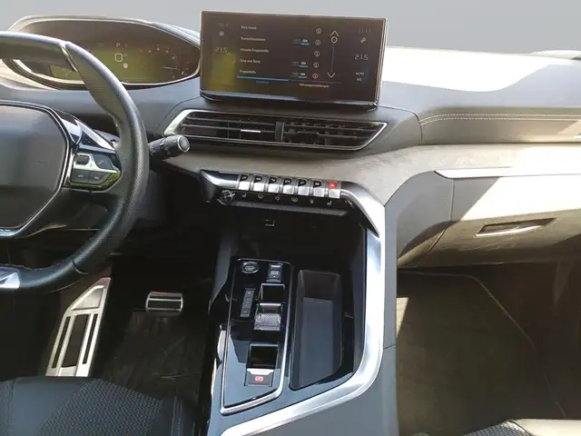 Peugeot 5008 view 12