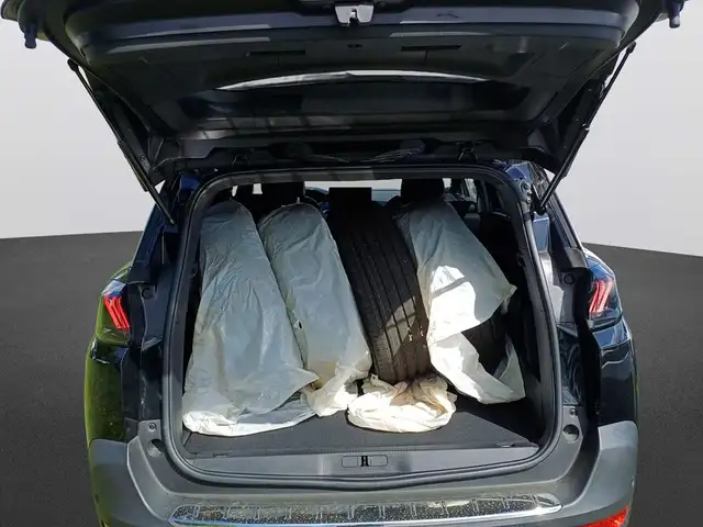 Peugeot 5008 view 7