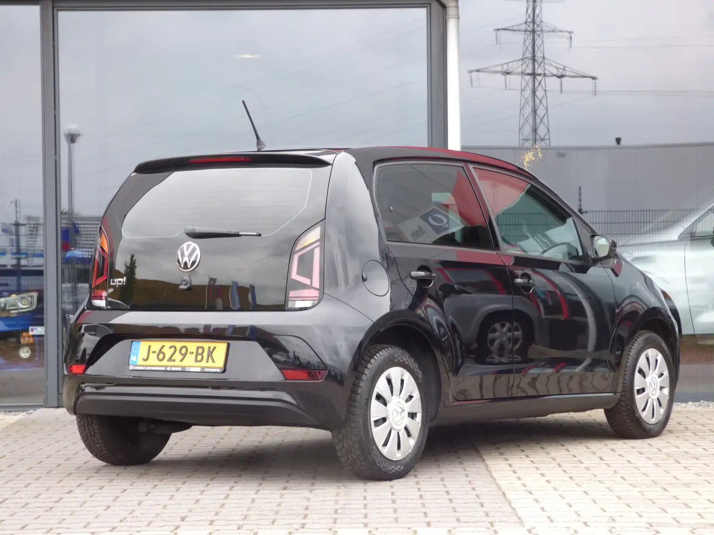 Volkswagen up! 1.0 BMT 5drs move up! Airco | Black | JBL | Privac Schwarz - 2